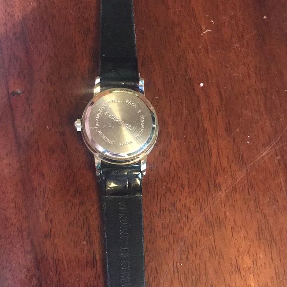 Avon diamond watch black - new battery - Picture 4 of 4